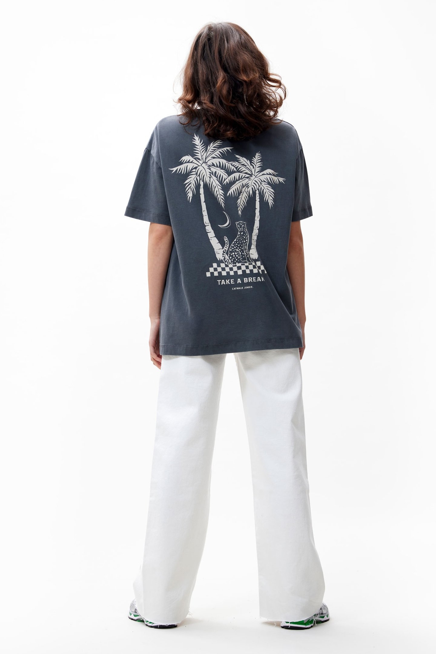 OVERSIZED GRAPHIC TSHIRT CARBON 3