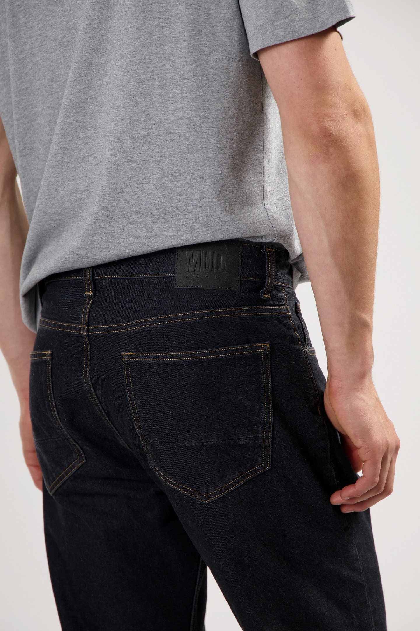 ALEX MID LOOSE BLACKDIP 6