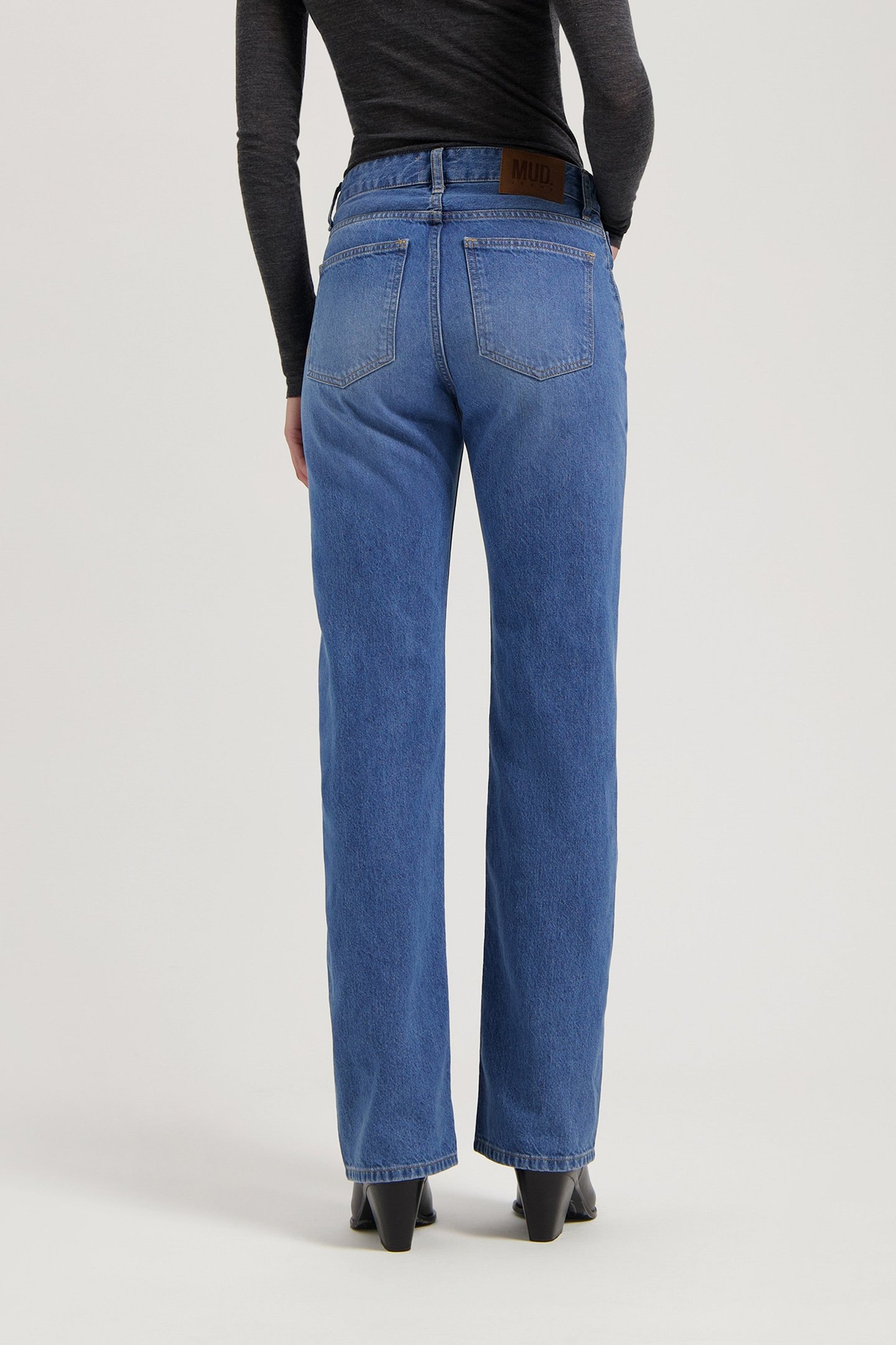 JAMIE MID LOOSE FRESH FADE 2