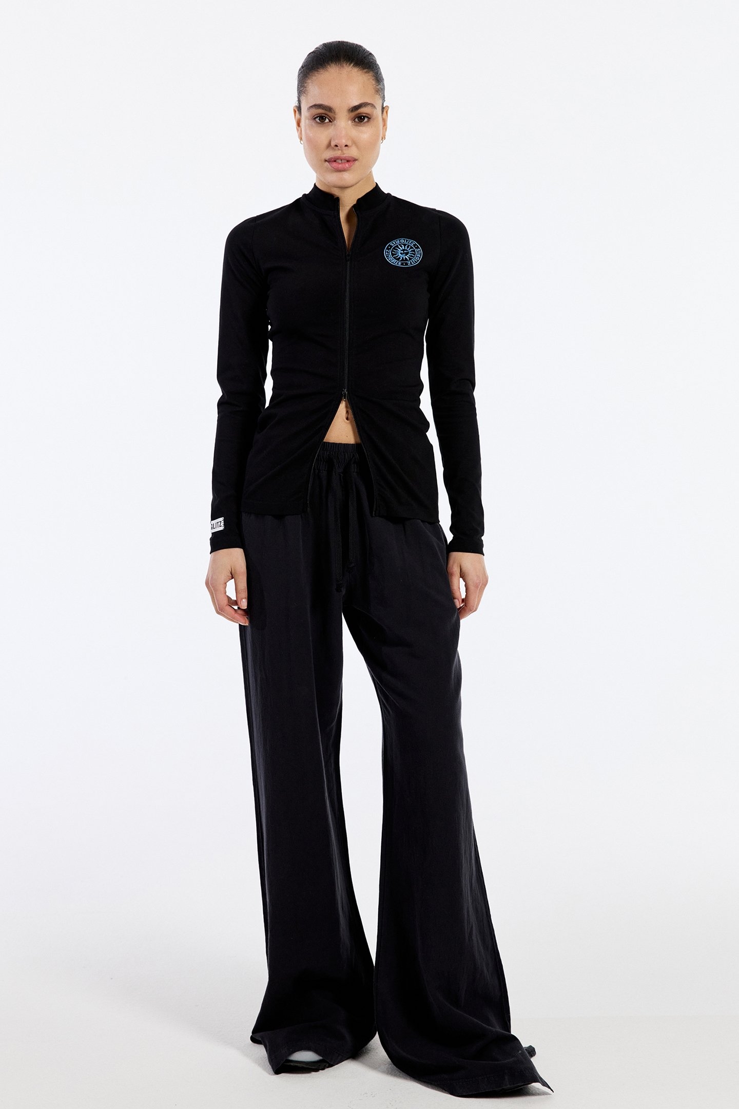 GABY ZIPPED LONGSLEEVE BLACK 4