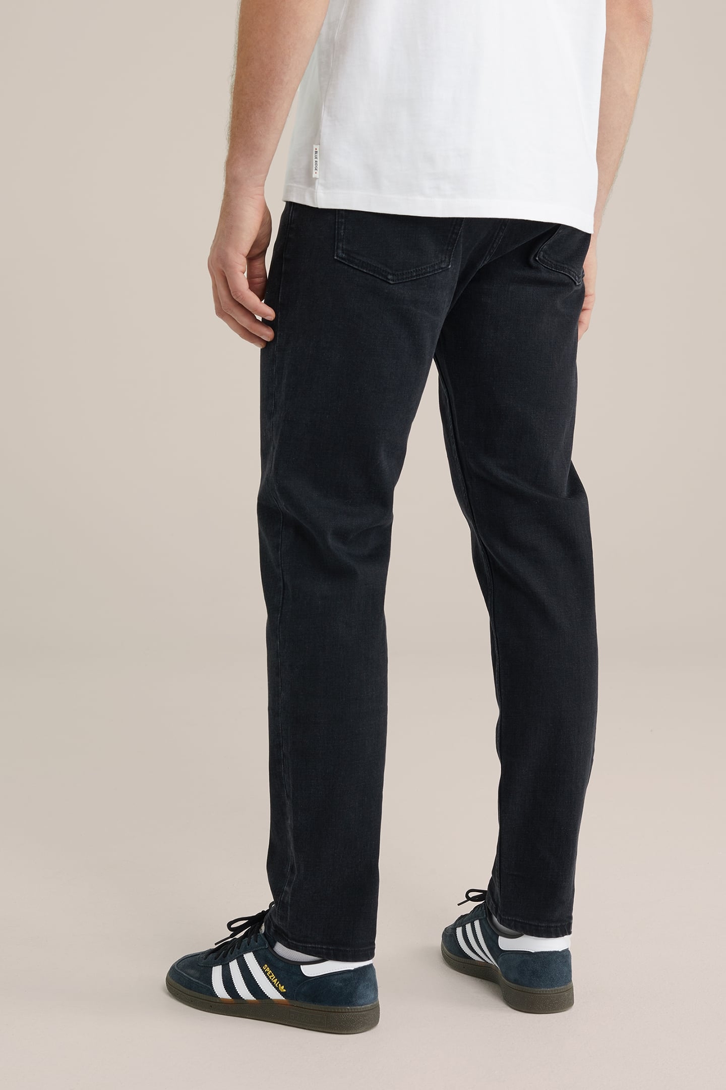 5-POCKET MID WAIST BLACK 2