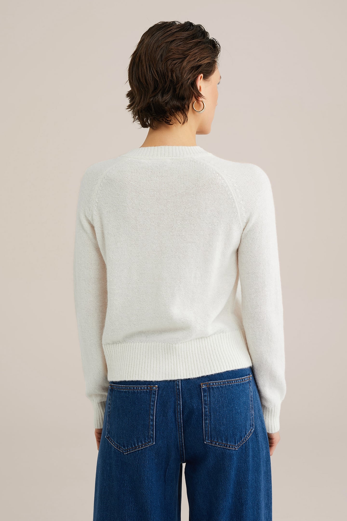 KNITTED CARDIGAN WHITE 2