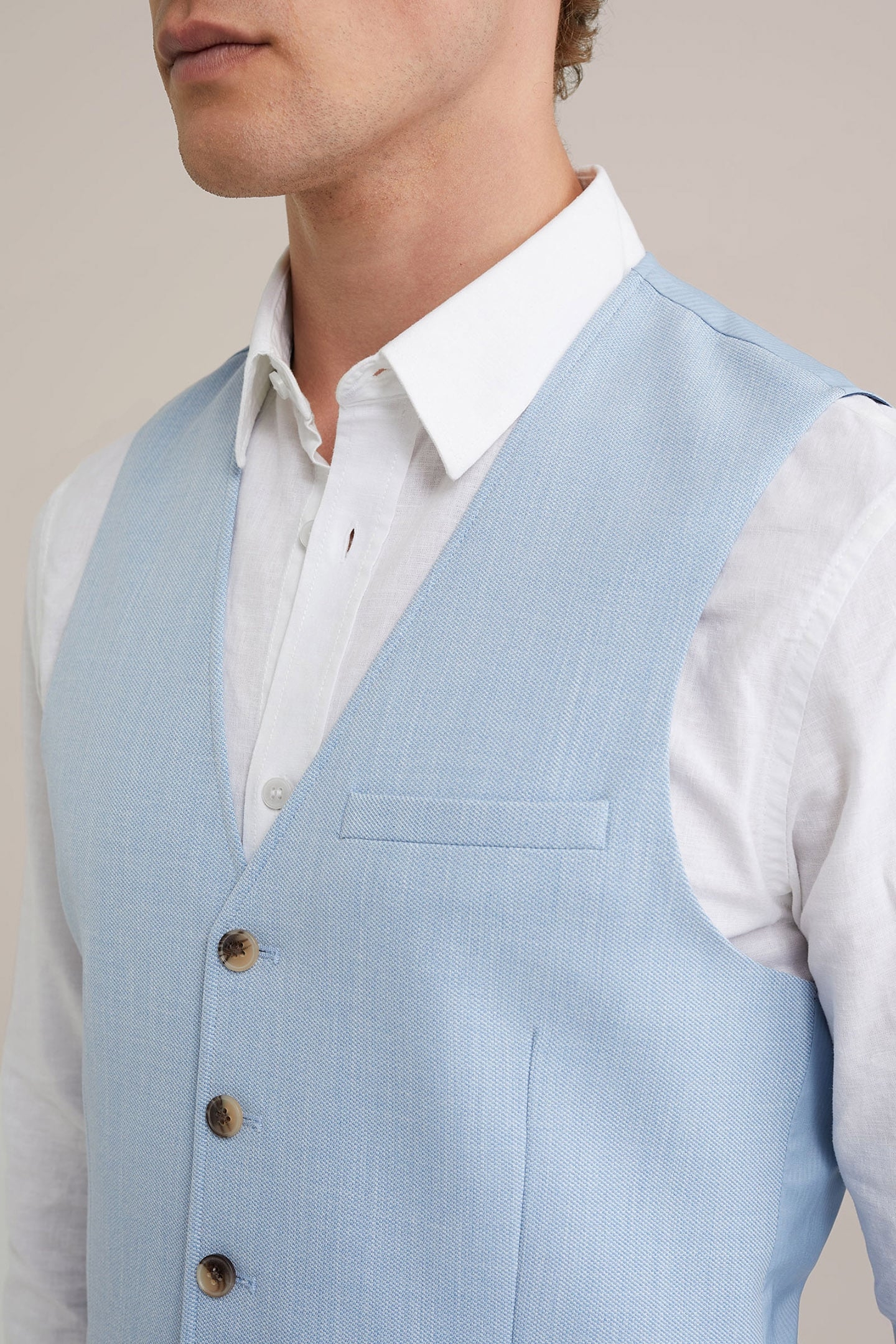 WAISTCOAT LIGHT BLUE 5