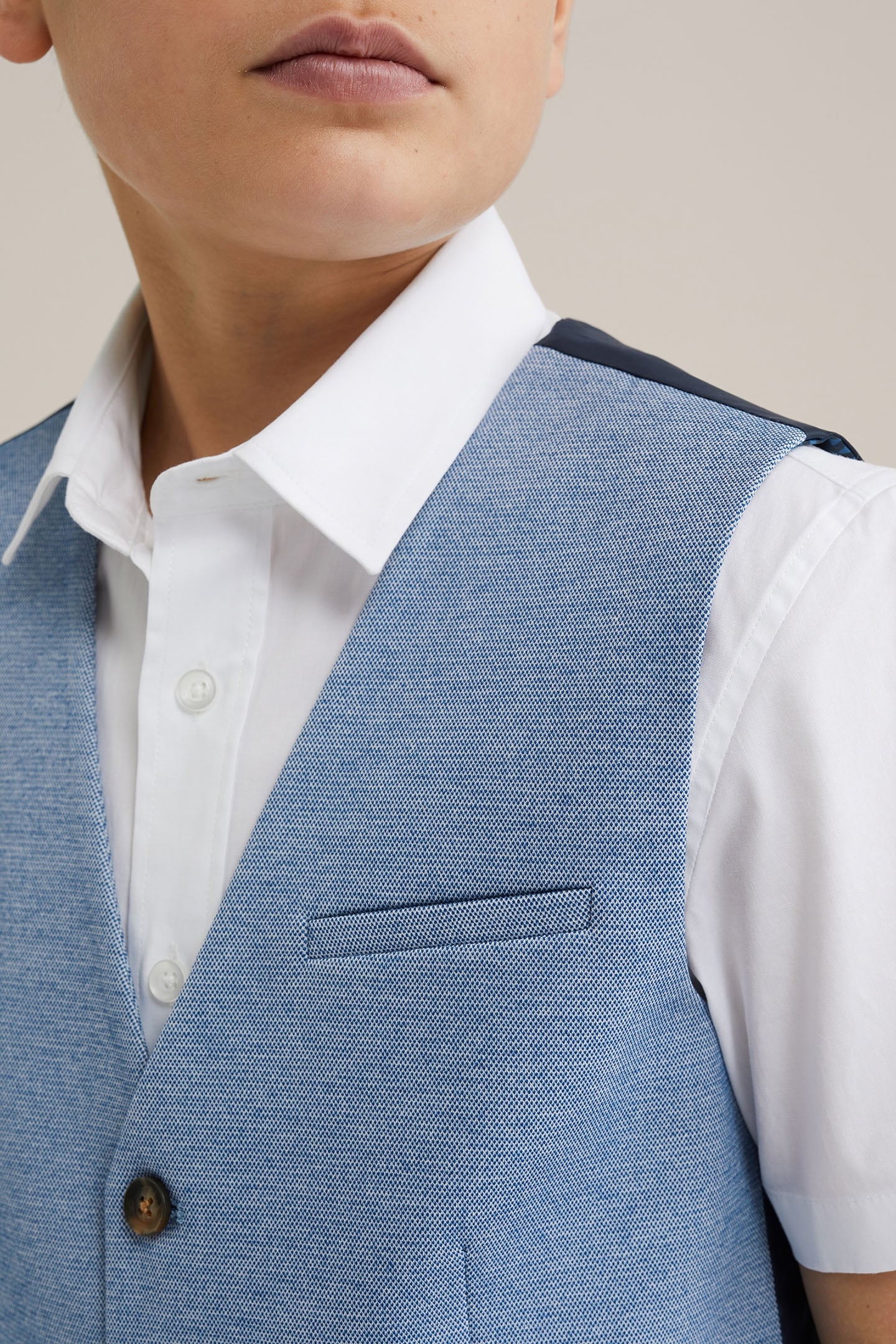 WAISTCOAT LIGHT BLUE 5