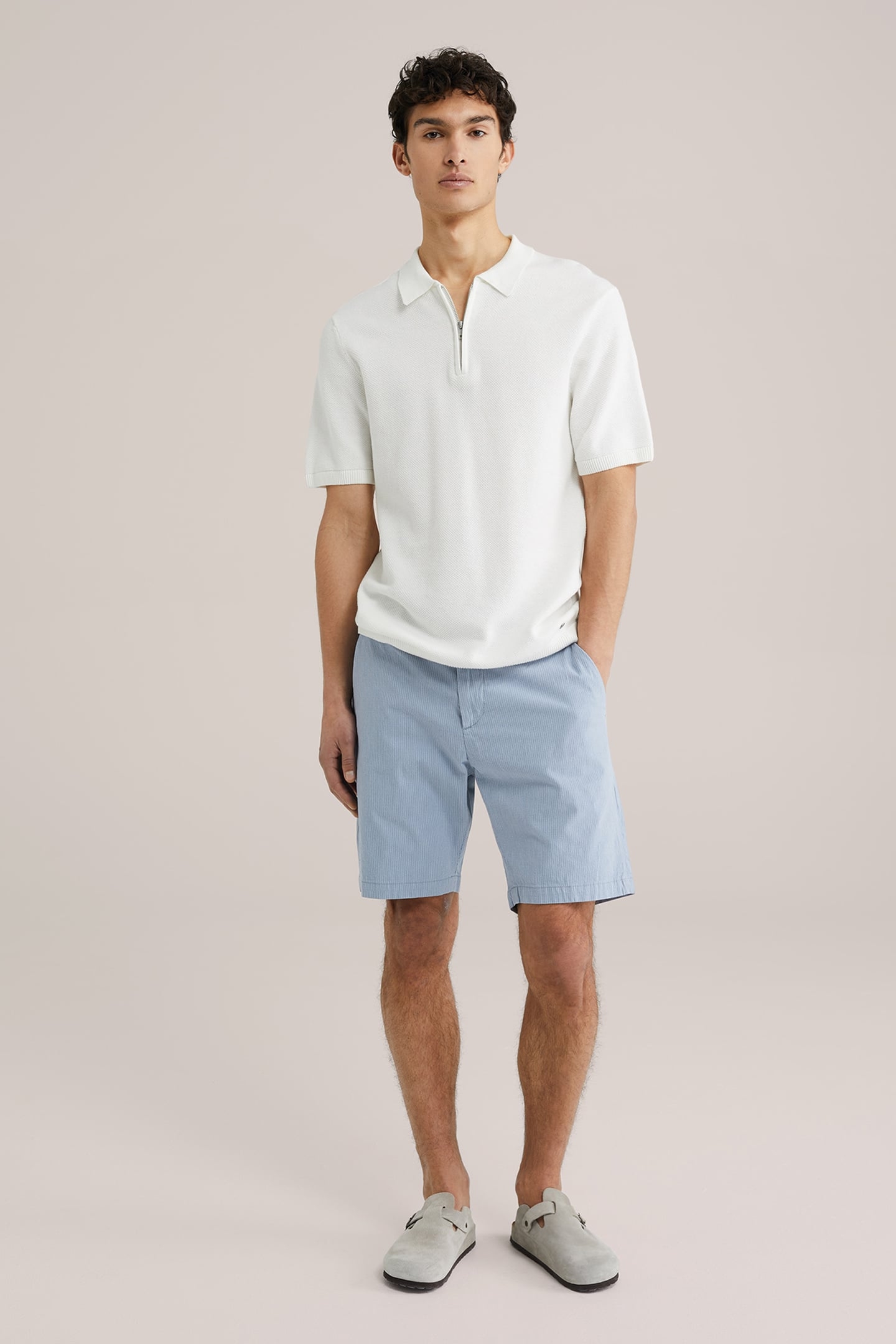 SHORT GREYISH BLUE 3