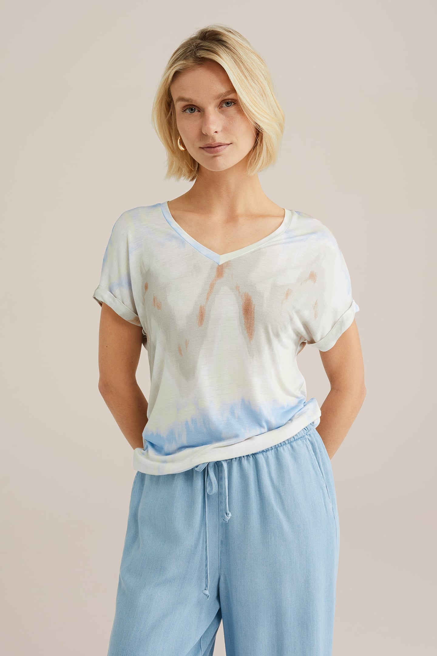 T-SHIRT LIGHT BLUE 1