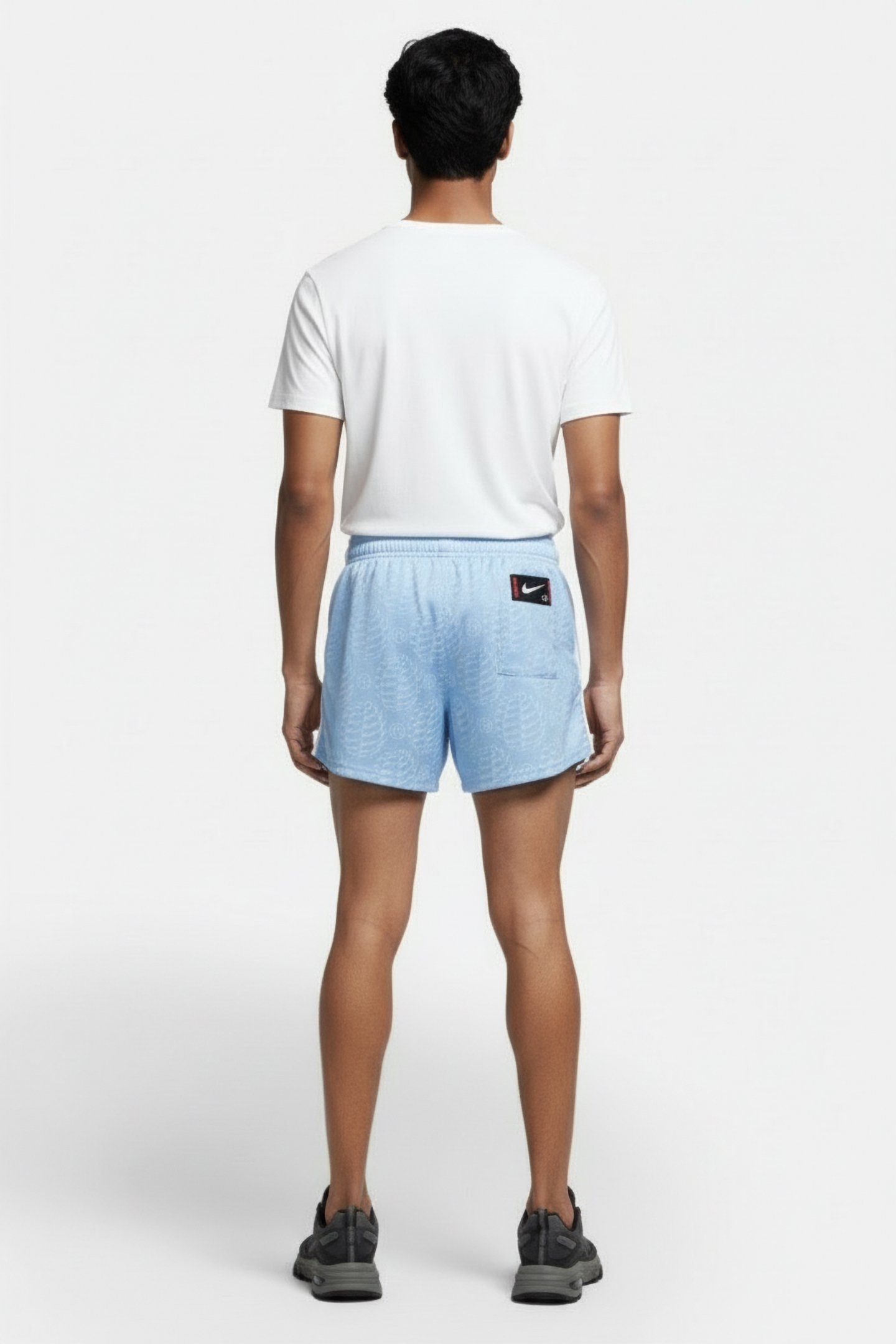 NIKE – MARTINE ROSE FOOTBALL SHORT LUCKY PSYCHIC BLUE/WHITE 2