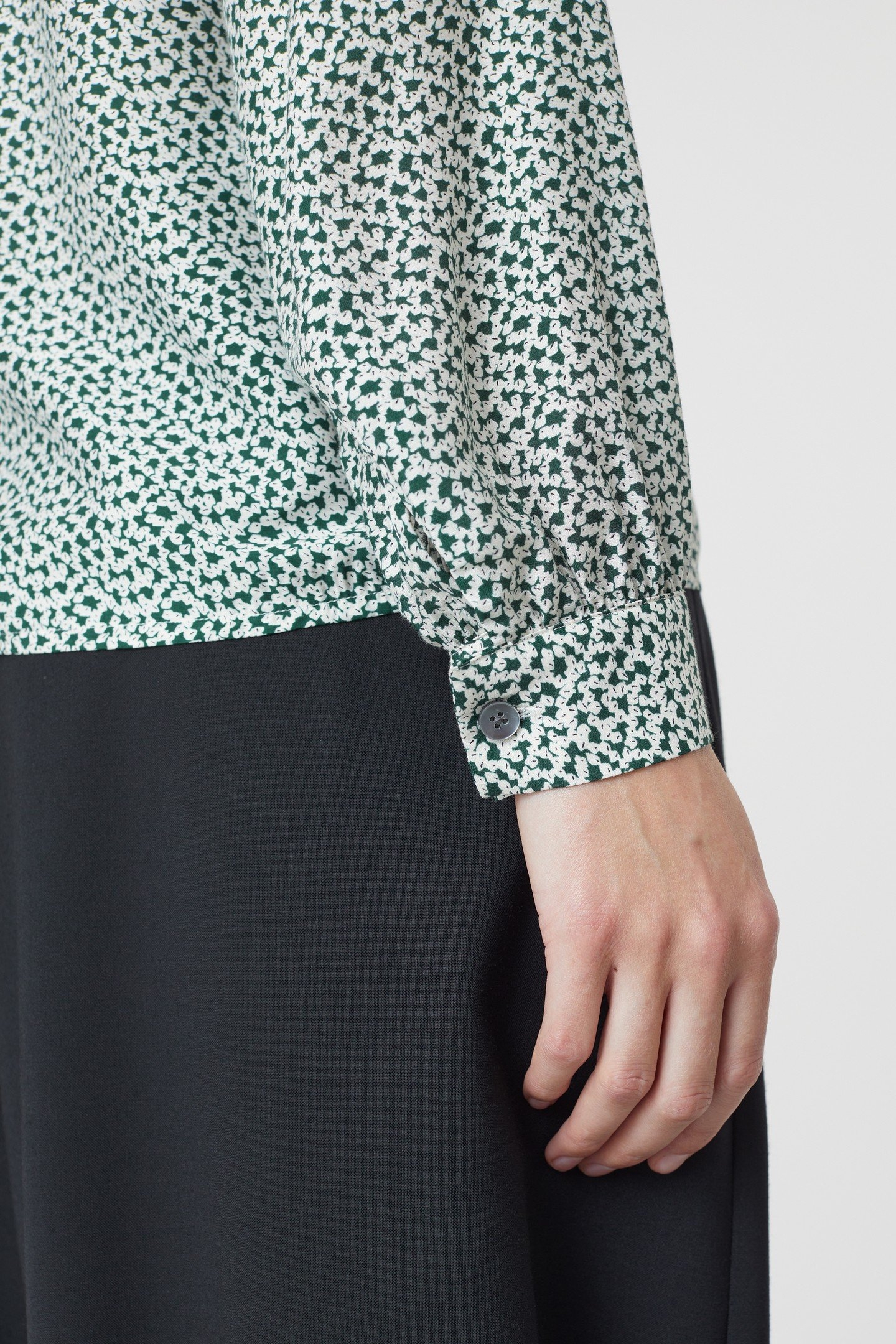 SHORT GATHERED BLOUSE SHIRT FERN GREEN 6