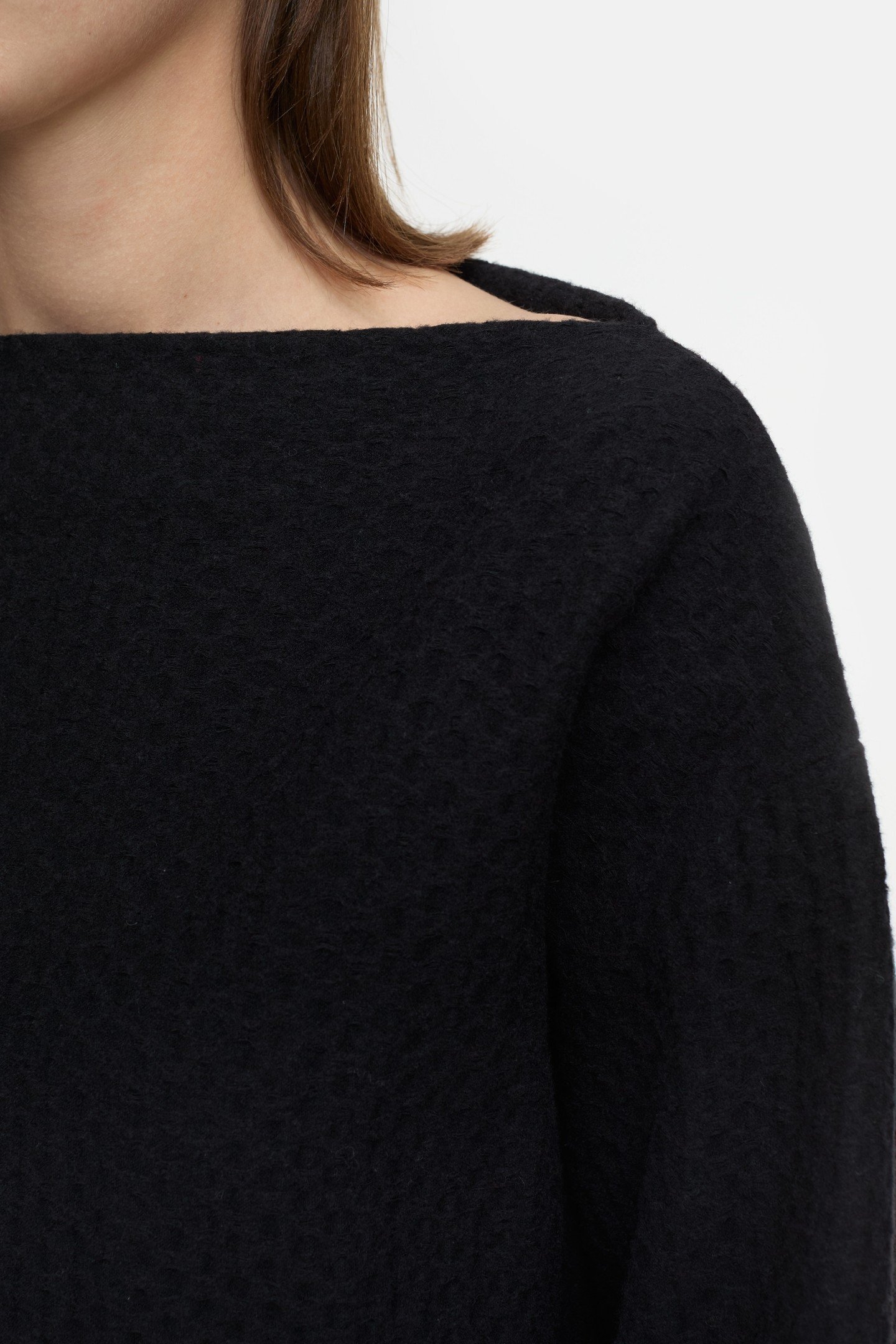 STRAIGHT NECK SWEATSHIRT T-SHIRTS BLACK 4