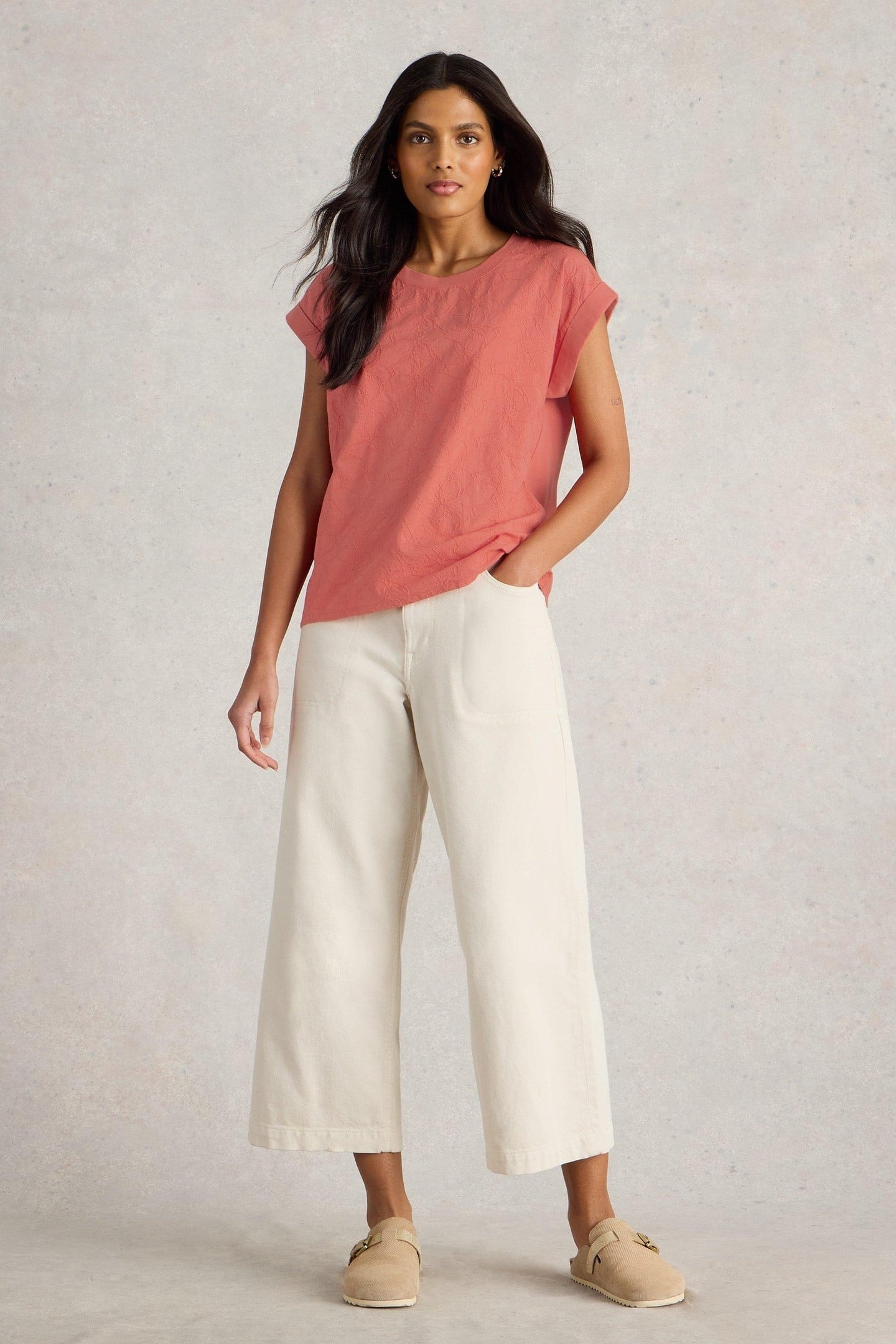 BETTY BRODERIE TEE MID PINK 3