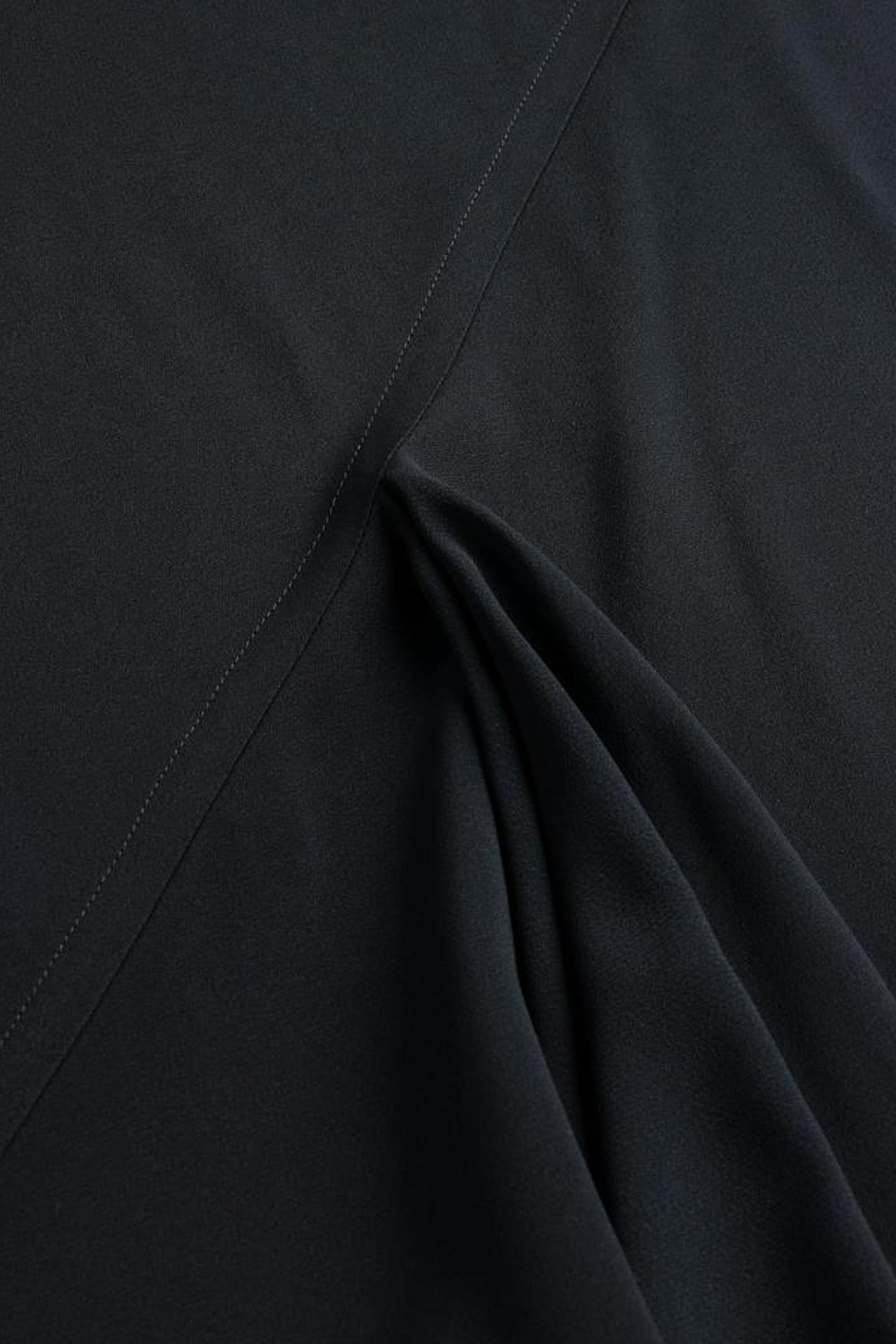 RICK OWENS – KNEE BIAS SKIRT BLACK 4