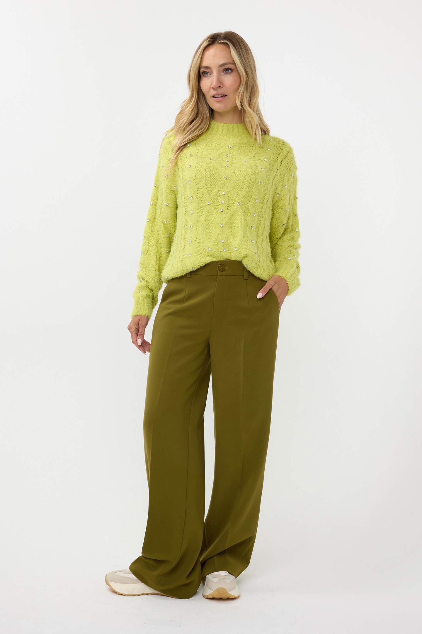 SWEATER CABLE STONES MATCHA GREEN 2