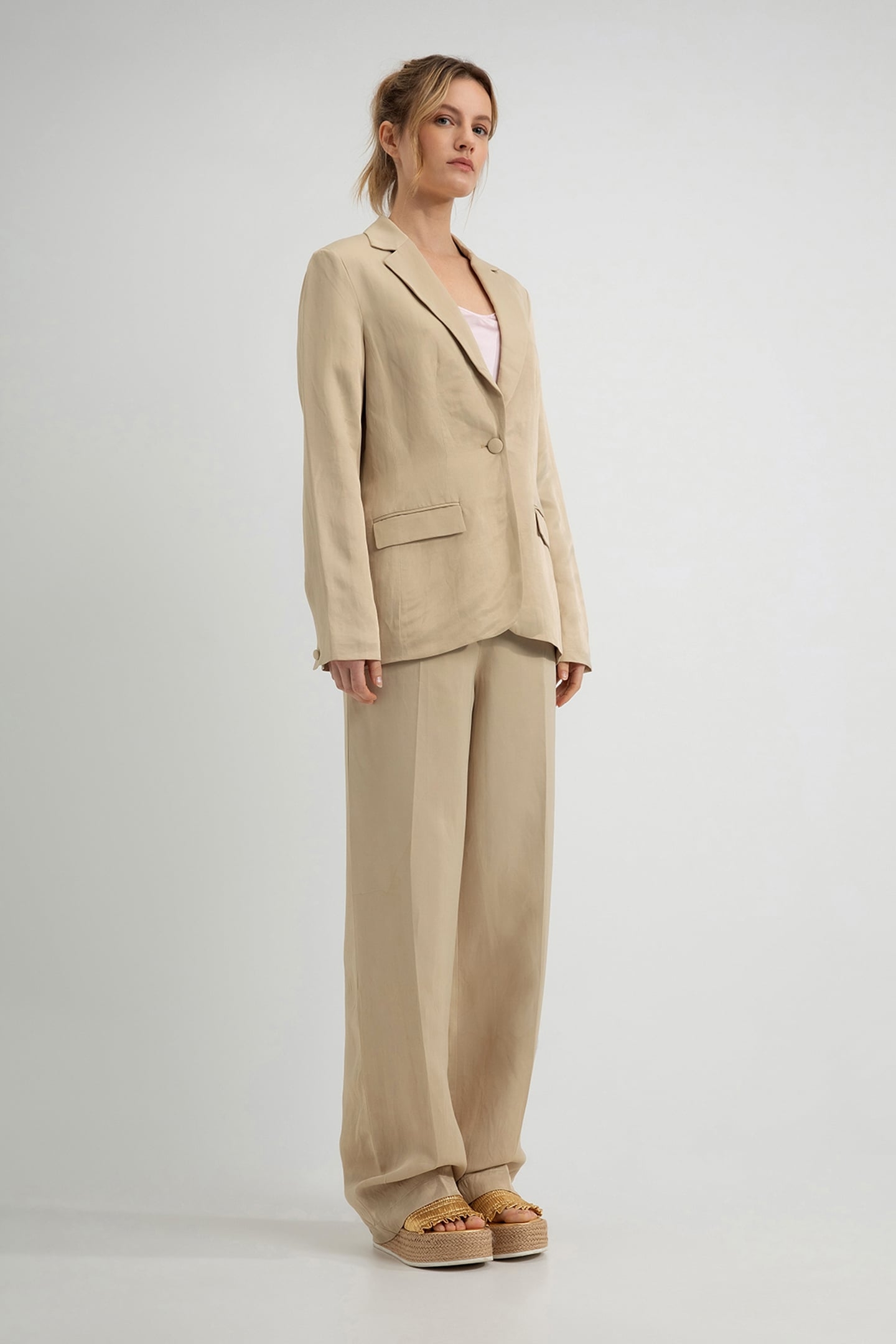 DORTHEA PANTS LIGHT KHAKI 2