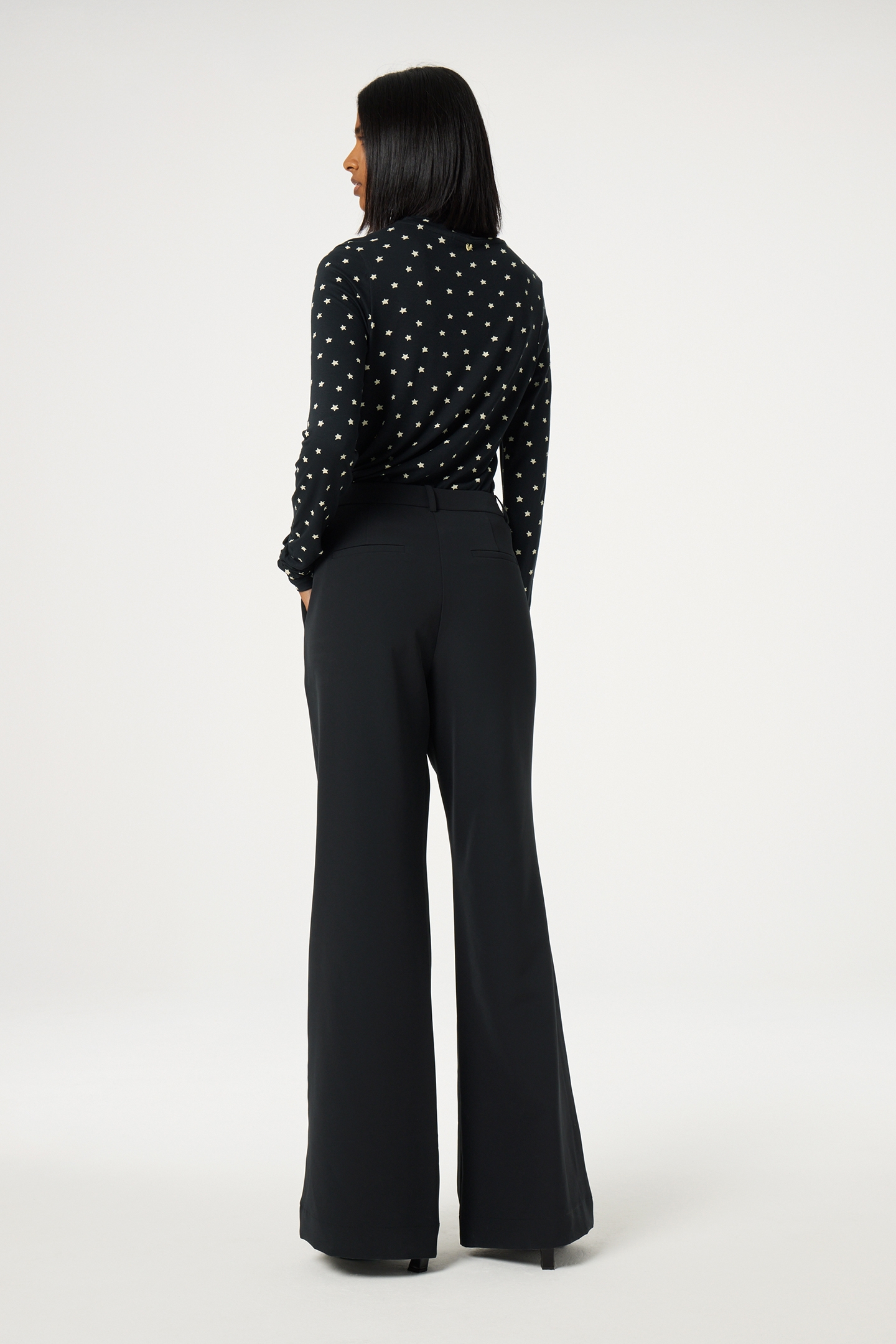 JADE TOP BLACK/WARM WHITE 3