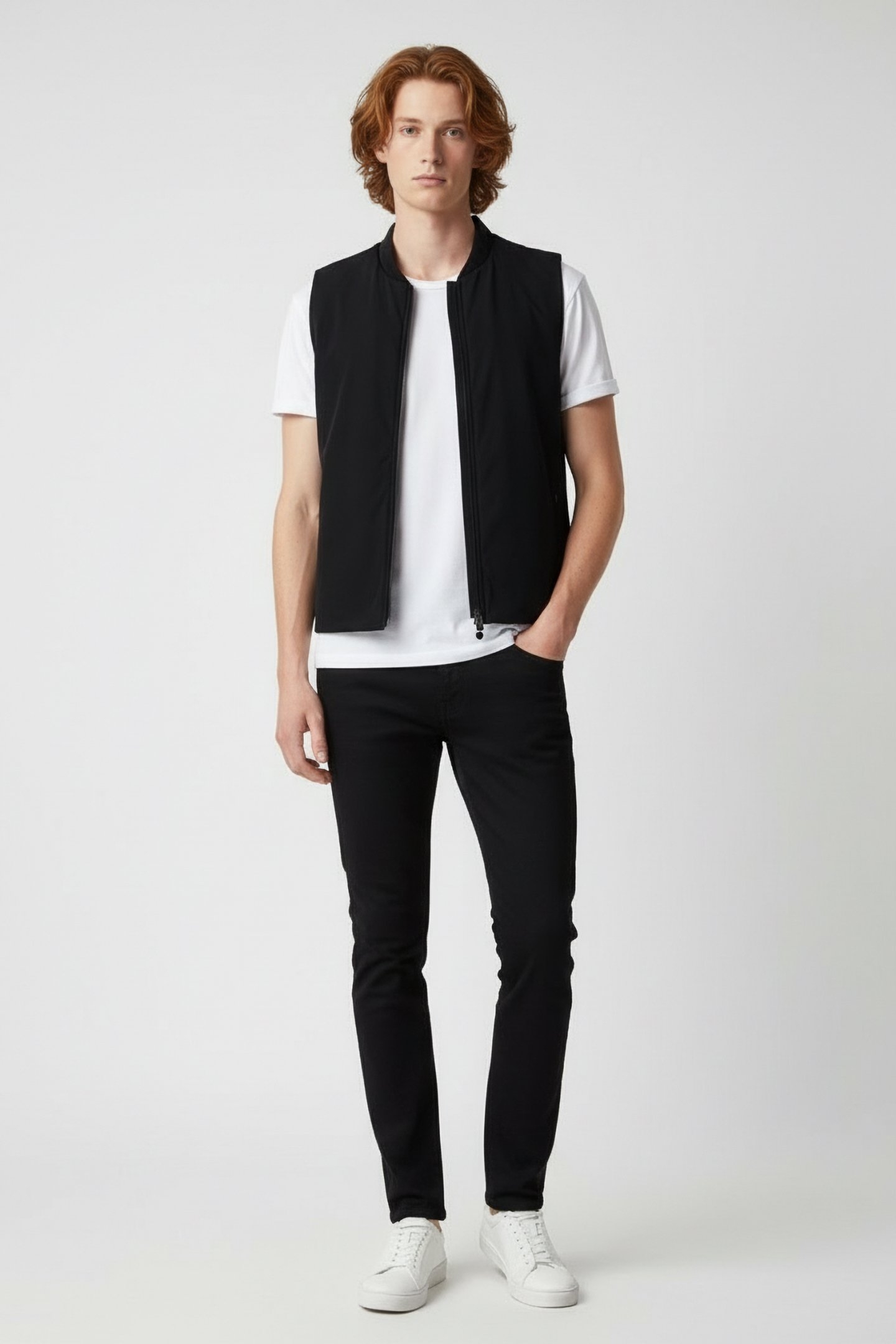 BALRXI REGULAR FIT GILET JET BLACK 1