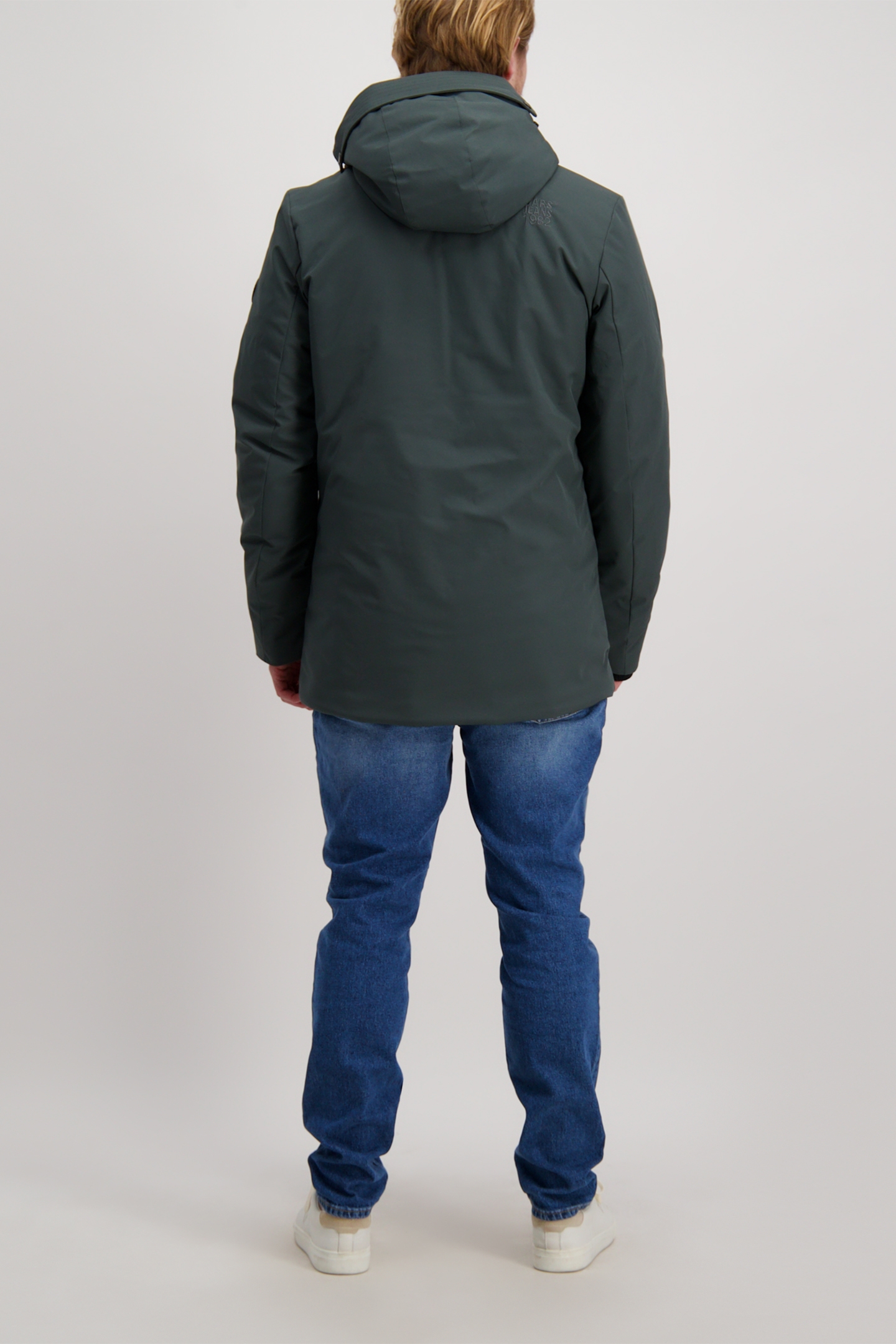 HARWICK POLYESTER BOTTLE 2