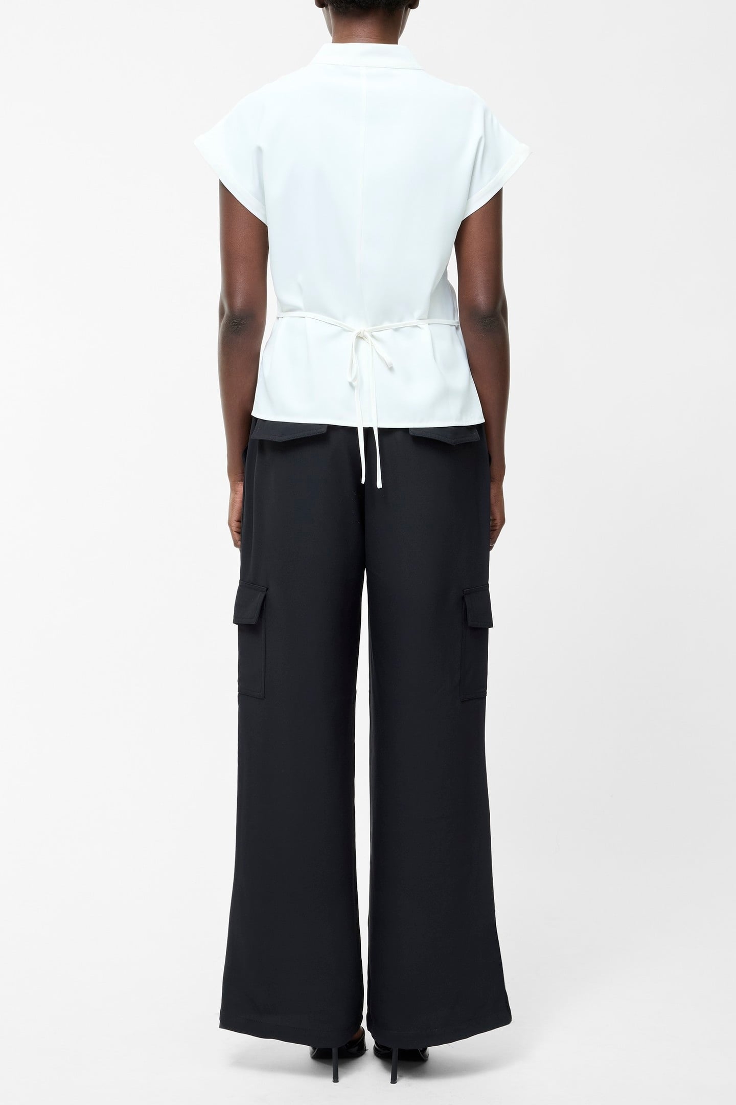 CREPE VEE BLOUSE SUMMER WHITE 3