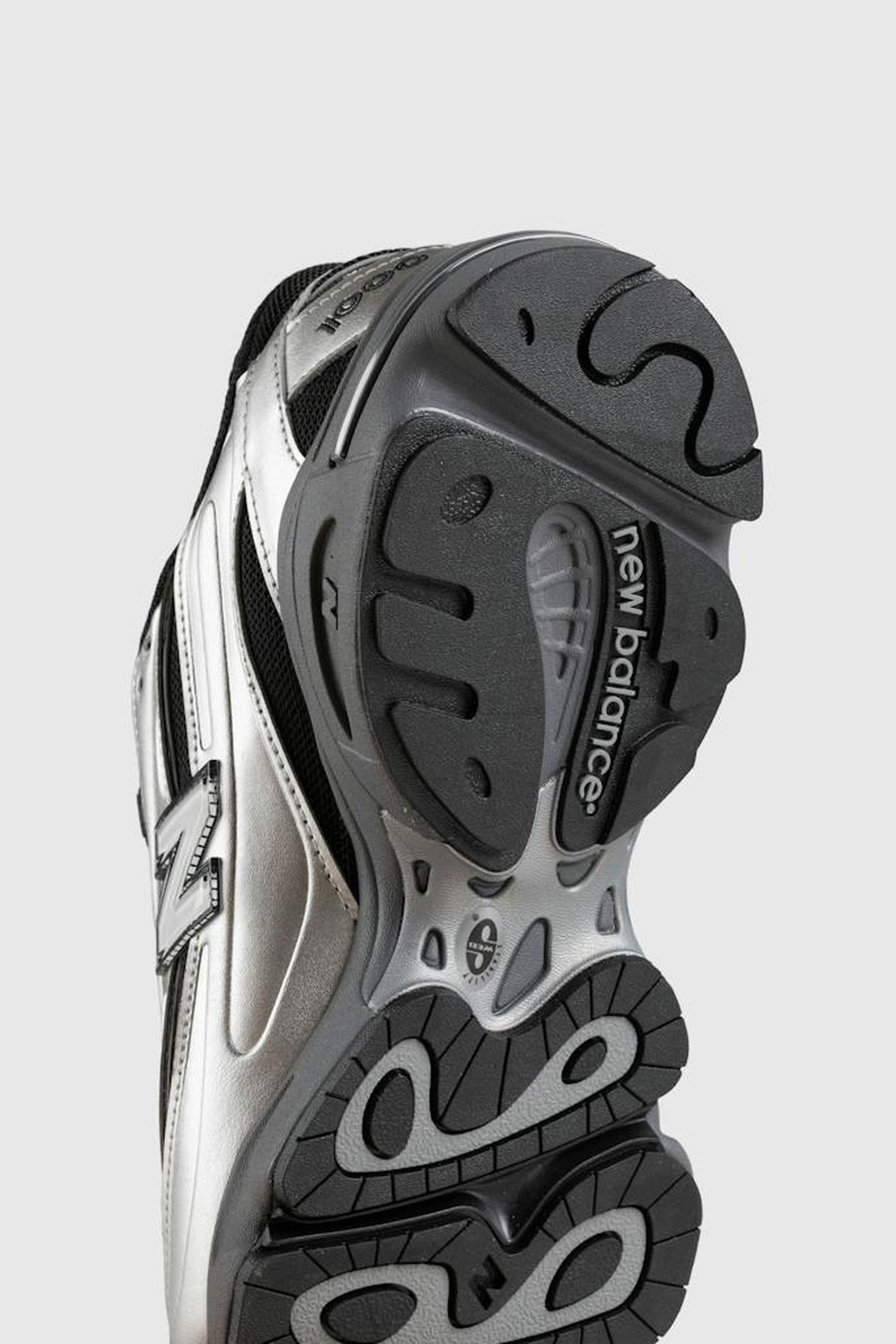 NEW BALANCE – 1000 5