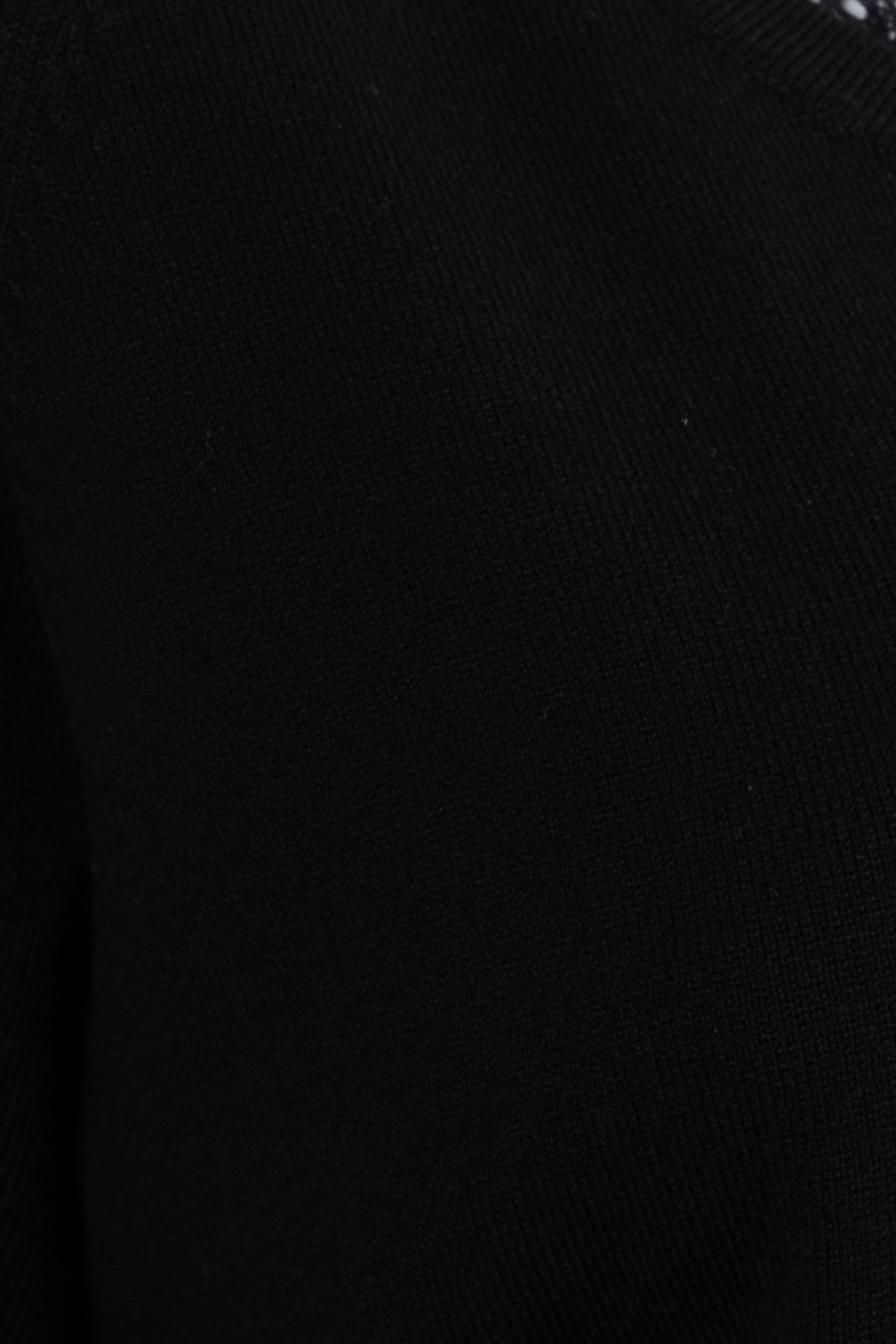 SWEATER V-NECK LACE BLACK 7