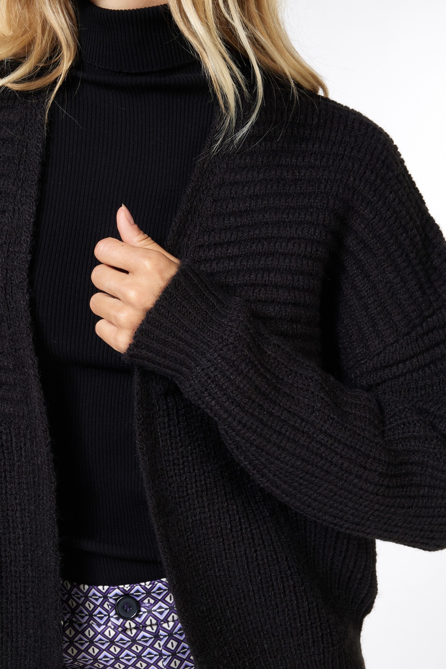 CARDIGAN SHORT BLACK 7