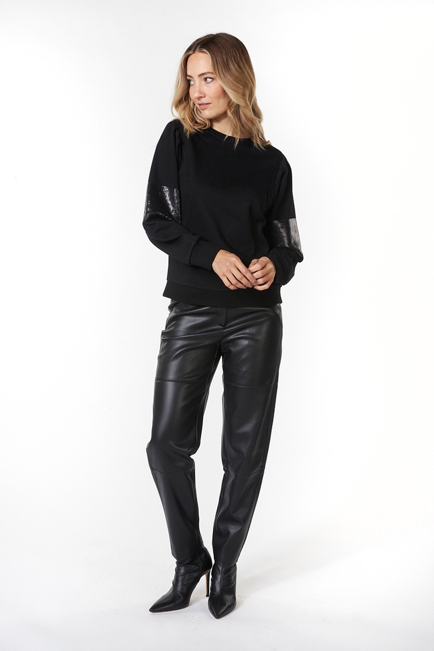 SWEATER SEQUINS BLACK 2