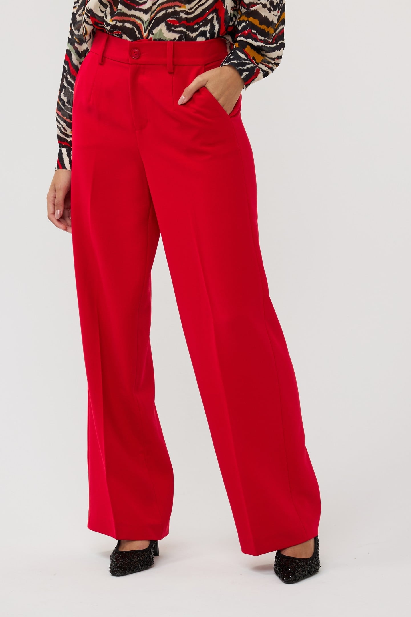TROUSERS WIDE CITY RED 2