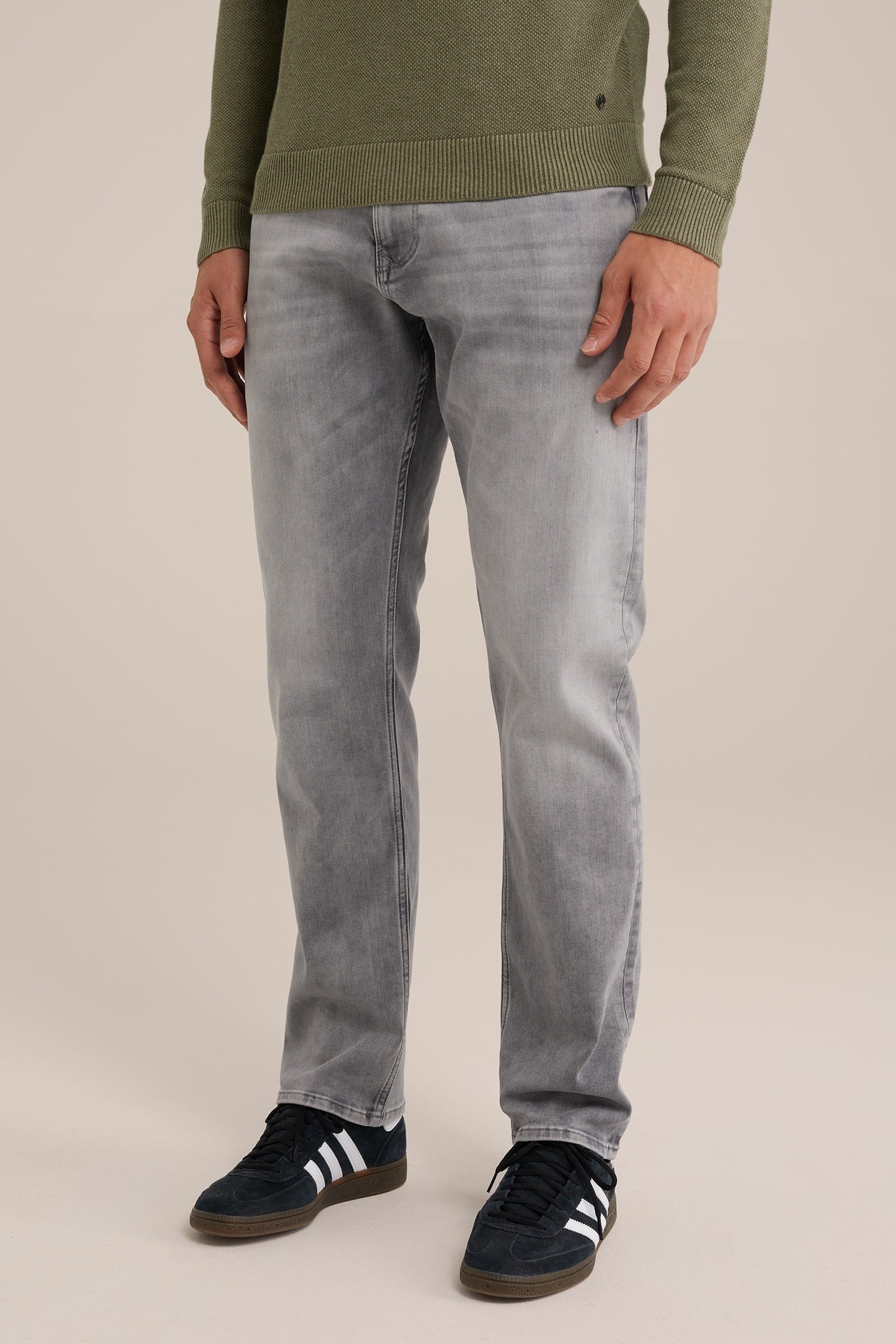 5-POCKET MID WAIST LIGHT GREY 1