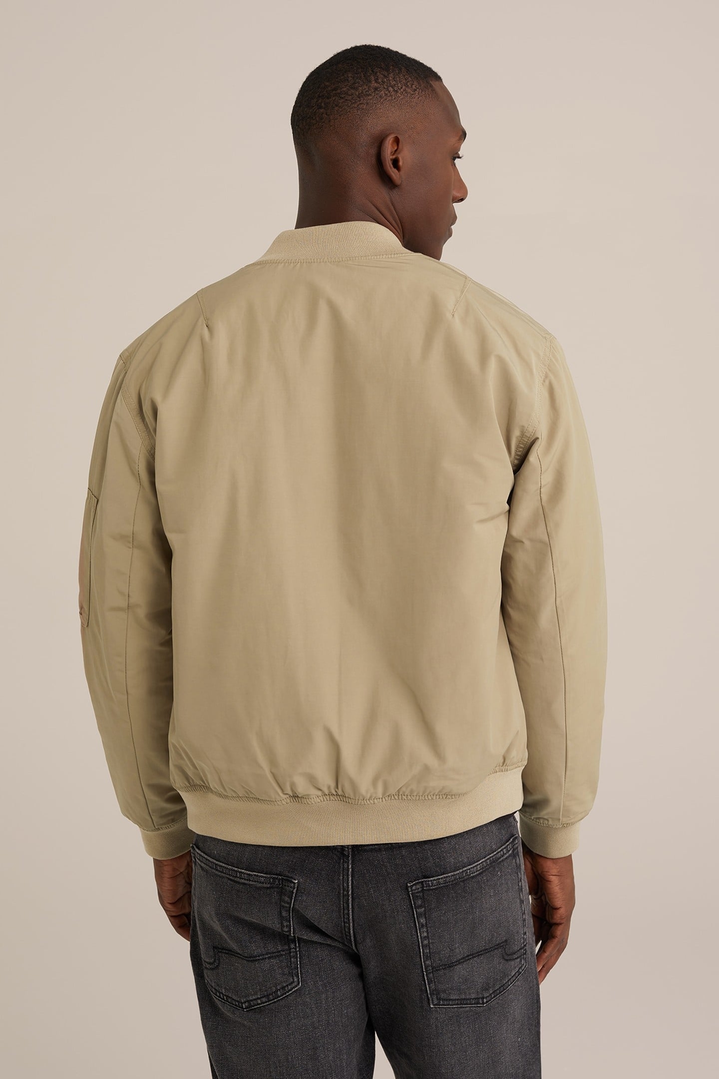 BOMBER BEIGE 4