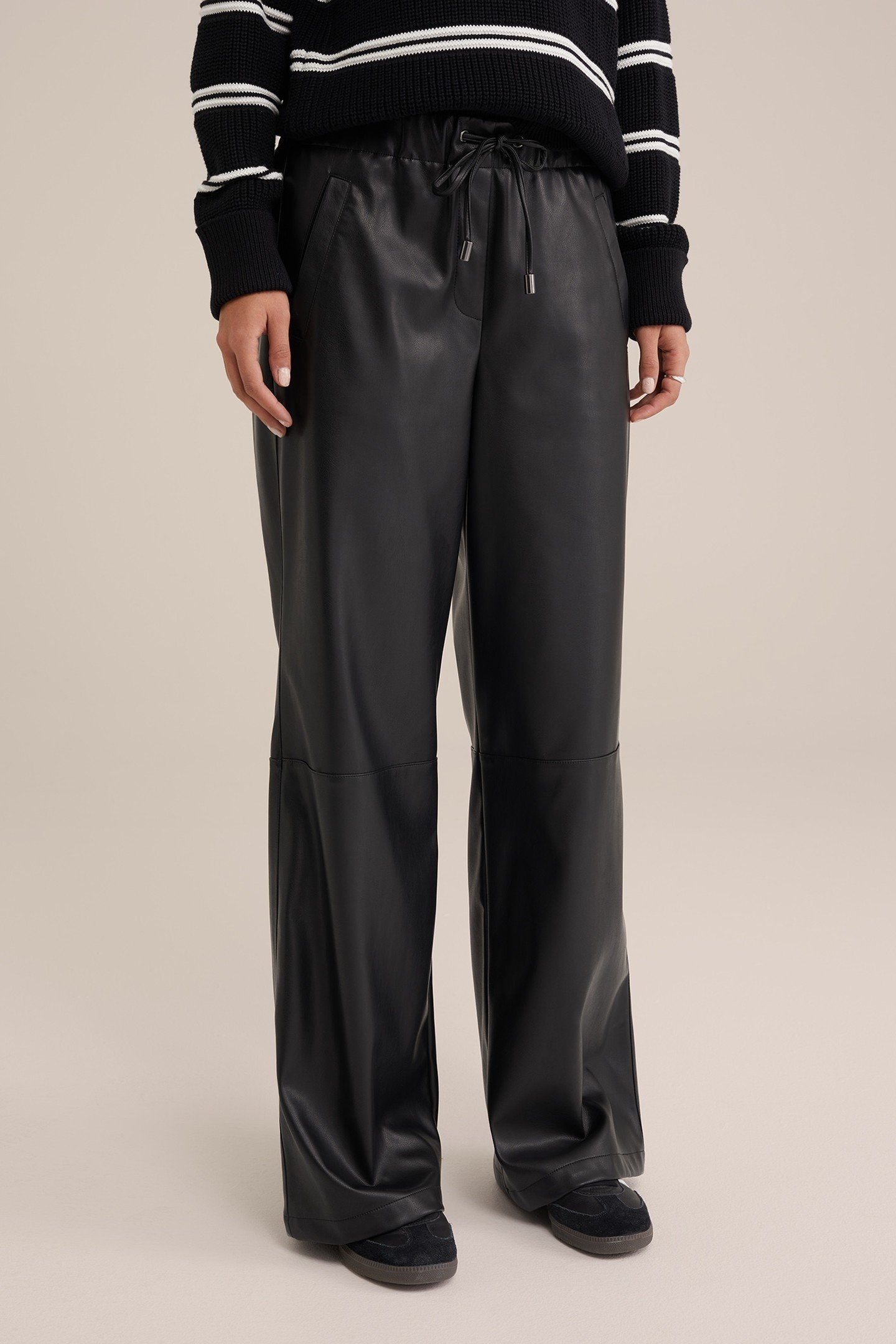 TROUSER BLACK 2