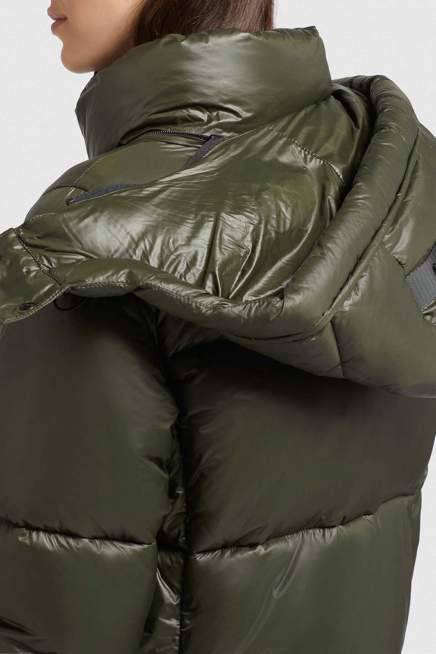 MELONA SHINY DEEP GREEN 7