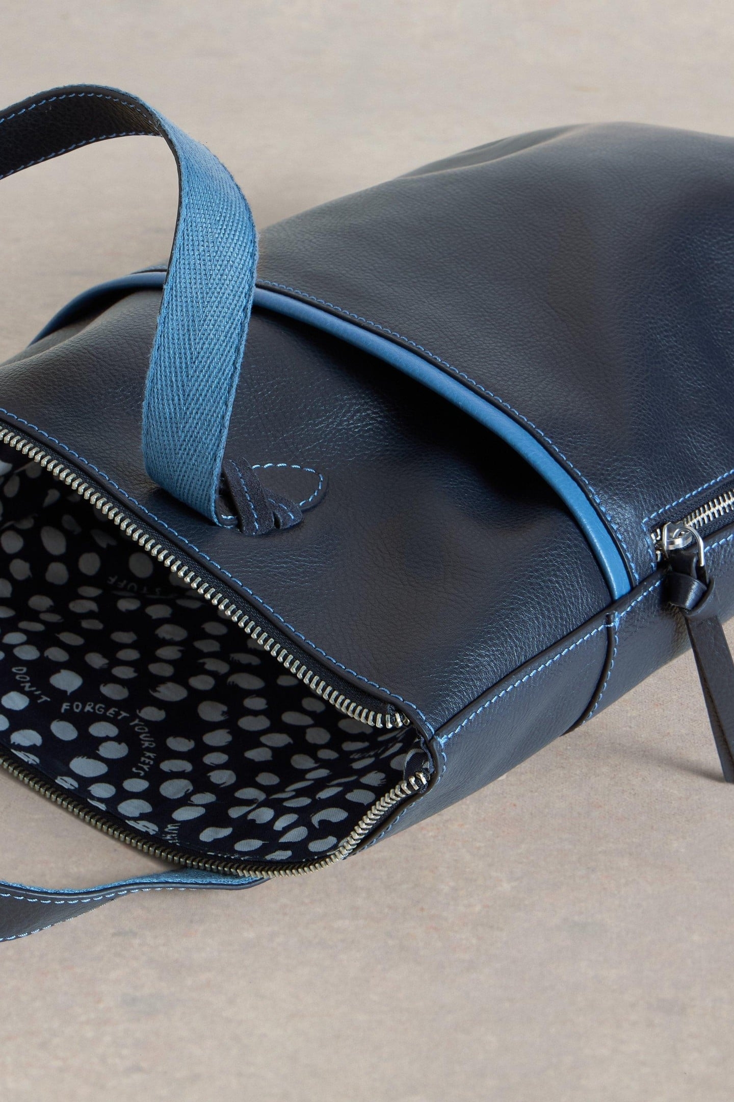 LEATHER CONVERTIBLE BACKPACK FRENCH NAVY 4