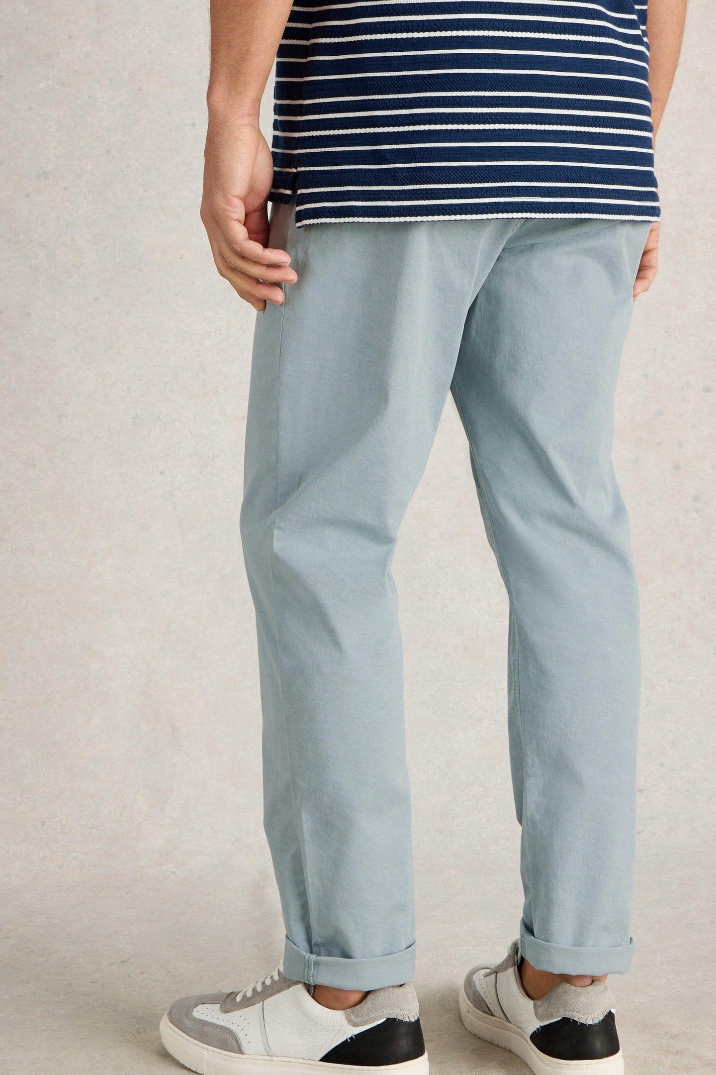 SUTTON ORGANIC CHINO TROUSER LIGHT BLUE 5