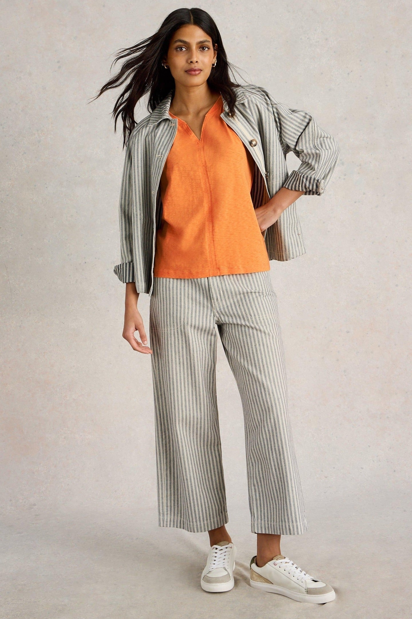 NELLY NOTCH NECK TEE BRIGHT ORANGE 3