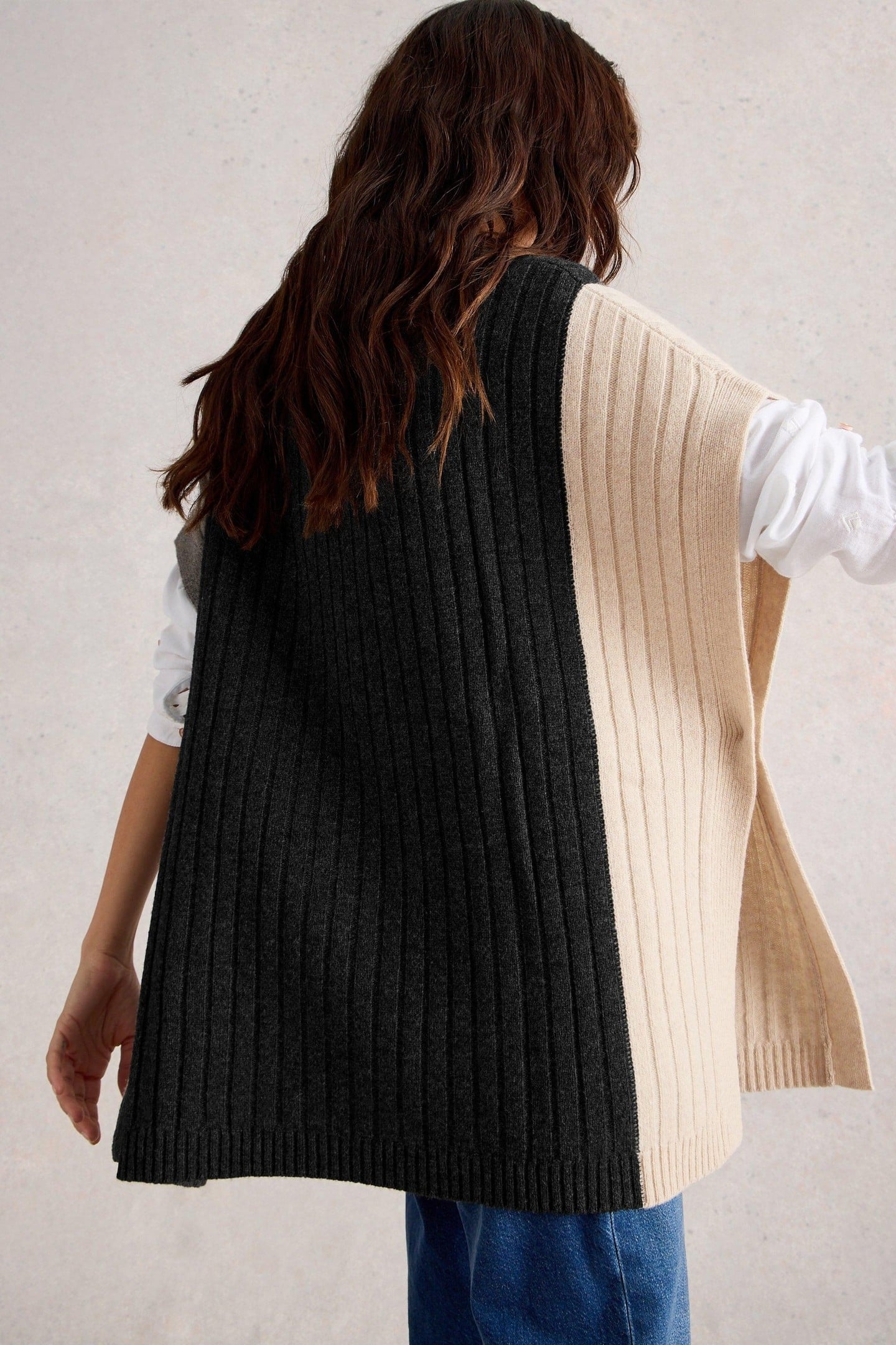 AVA KNITTED PONCHO GREY MULTI 2