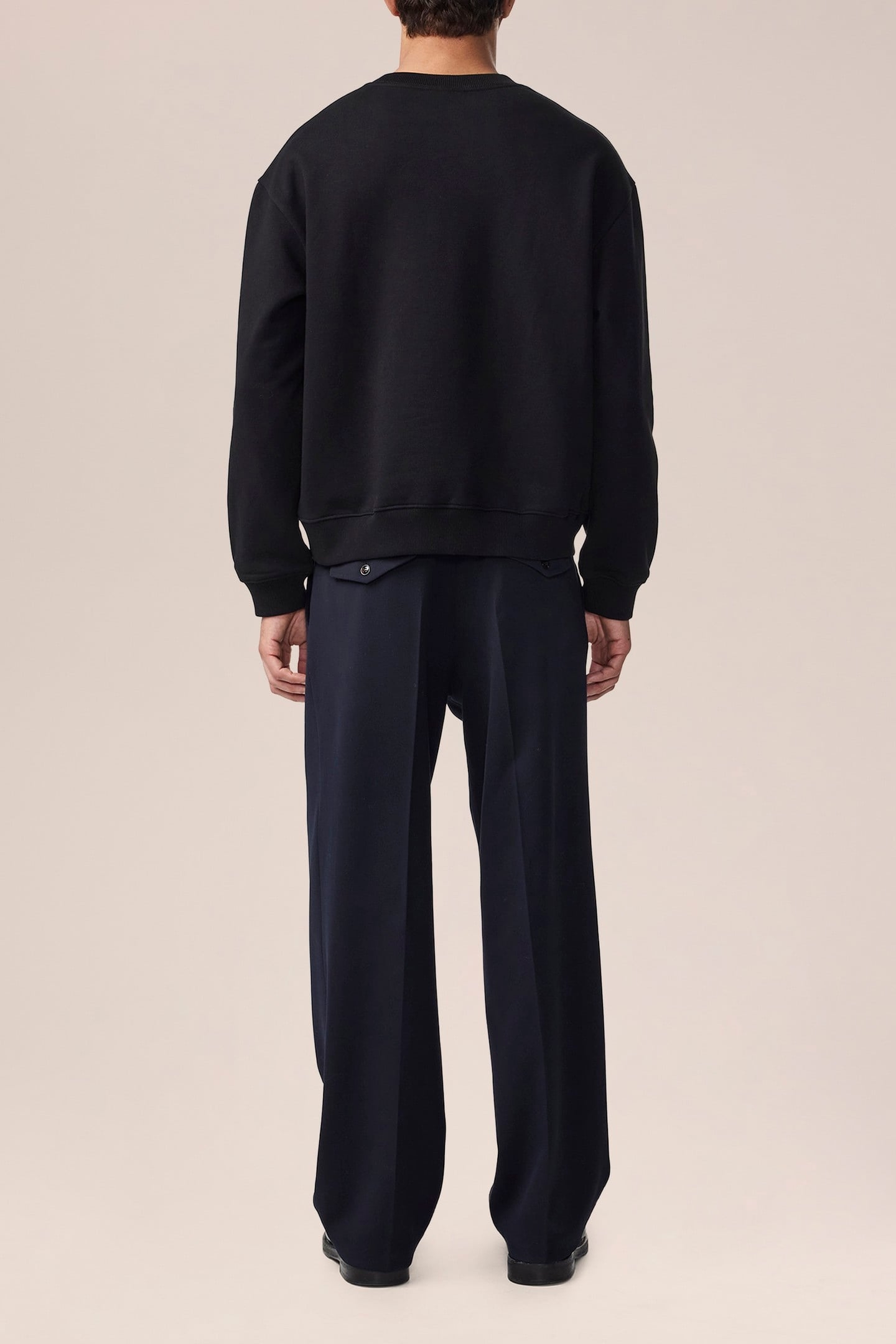 DAVID CREWNECK SWEATSHIRT BLACK 3