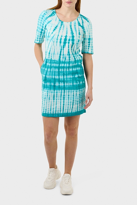 TIE DYE JURK KAYAKING 1