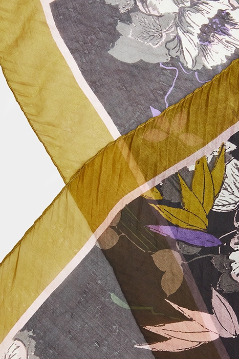 SQUARE PLEAT SILK SCARF PURPLE MULTI 3