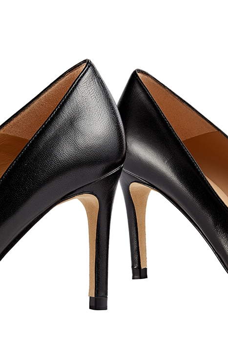 FLORET COURT HEEL BLACK 6
