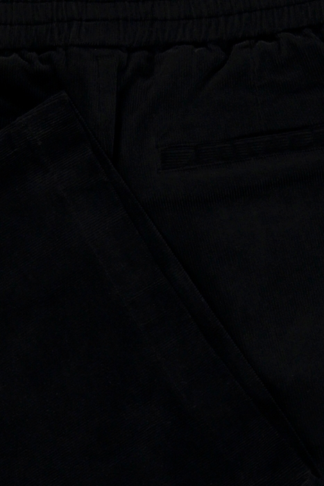 GARDA SHORT KOTO BLACK 3