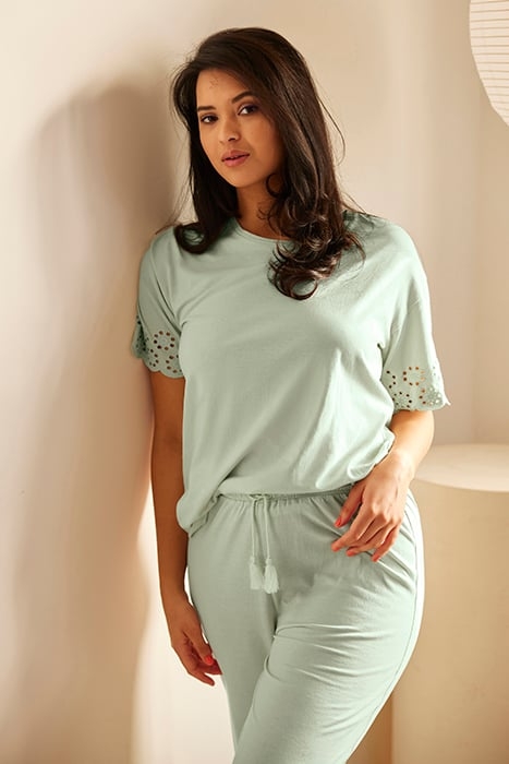 NW TOP TSHIRT SS NOHEMI BRODERIE GREEN LILY 2