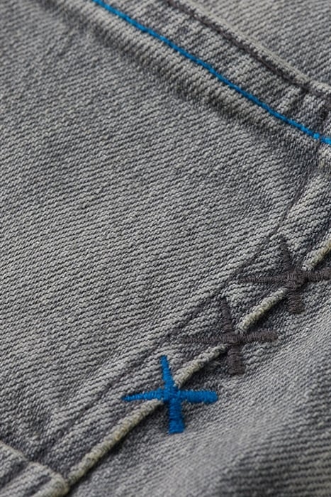 THE SINGEL SLIM TAPERED JEANS — EASY BREEZY 3