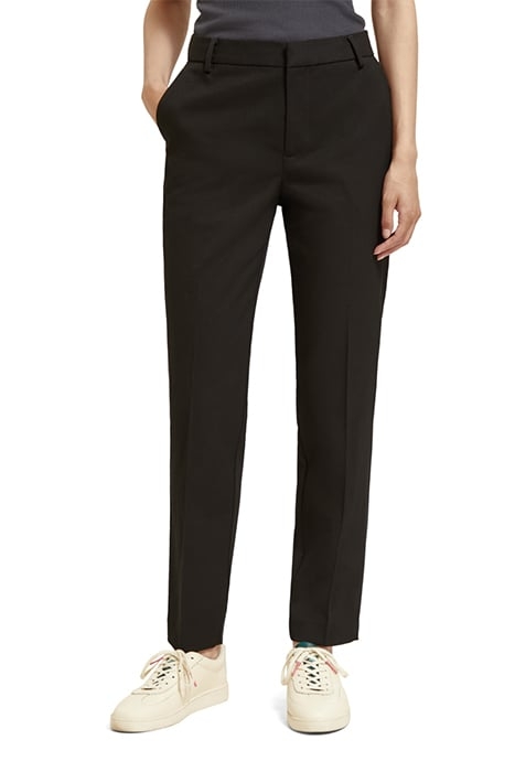 LOWRY - MID RISE SLIM PANT IN GABARDINE EVENING BLACK 1