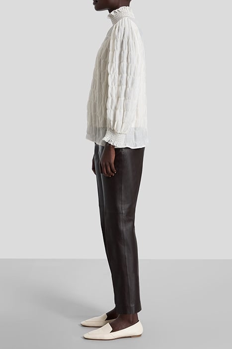 BECKY BLOUSE ALMOND MILK 4