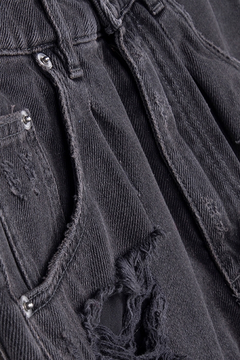 DARZOIP SHORT IN FADED BLACK 3