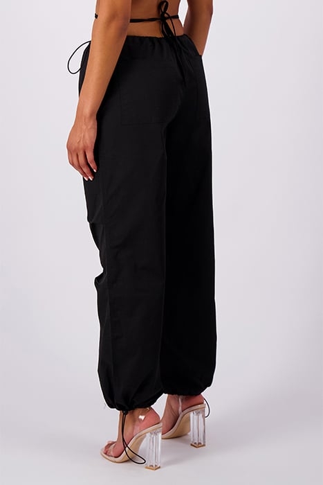 PARACHUTE PANTS BLACK 2