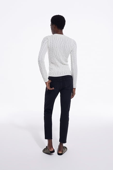 ROUND-NECK CABLE WOOL SWEATER WHITE 4
