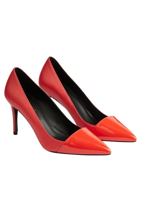 CC EMBERLYNN POINTED CAP POPPY 2