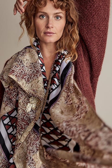 SCARF GRAPHIC PRINT SCARF MULTICOLOUR 3