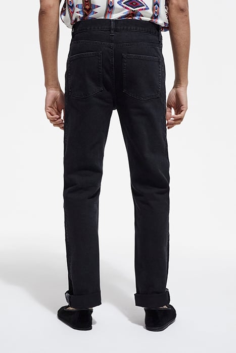 JEAN STRAIGHT NOIR DELAVE AVEC BRODERIE BLACK WASHED 2