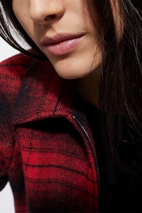 BLOUSON ZIPPE POCHES A RABATS DANS LE DOS RED / BLACK 6